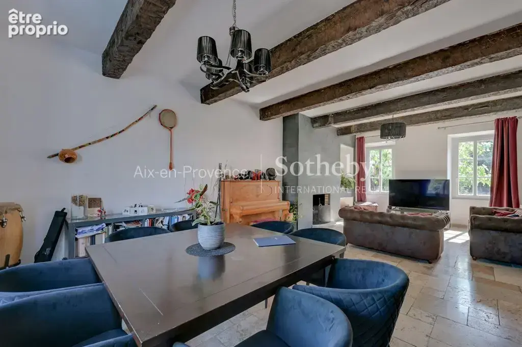 Bâtisse de caractère du XVIIIe siècle avec jardin et garage - photo 11