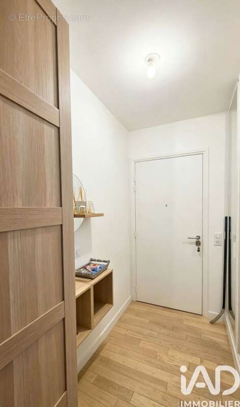 Photo 8 - Appartement à COURBEVOIE