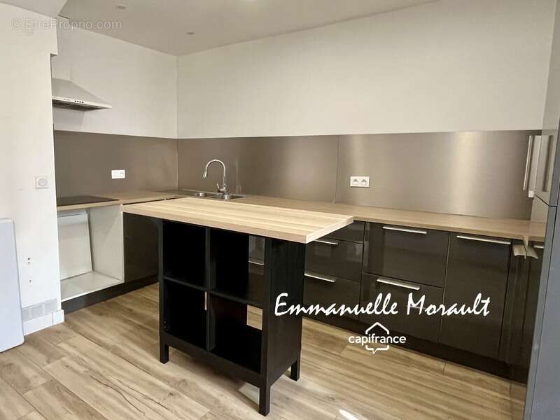 Maison à BAGNOLS-EN-FORET