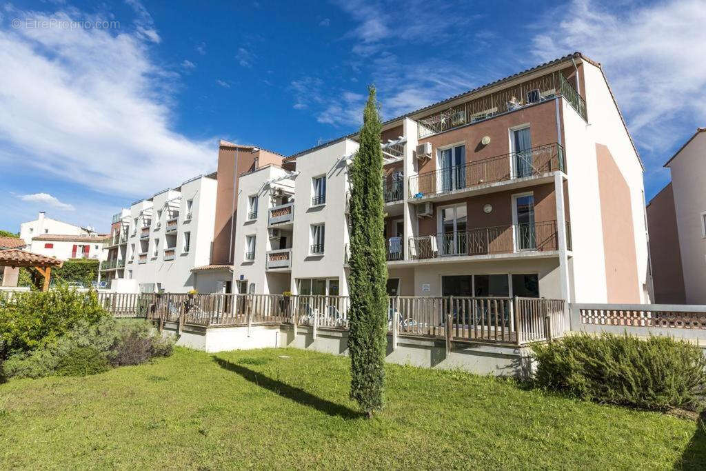 Appartement à GREOUX-LES-BAINS