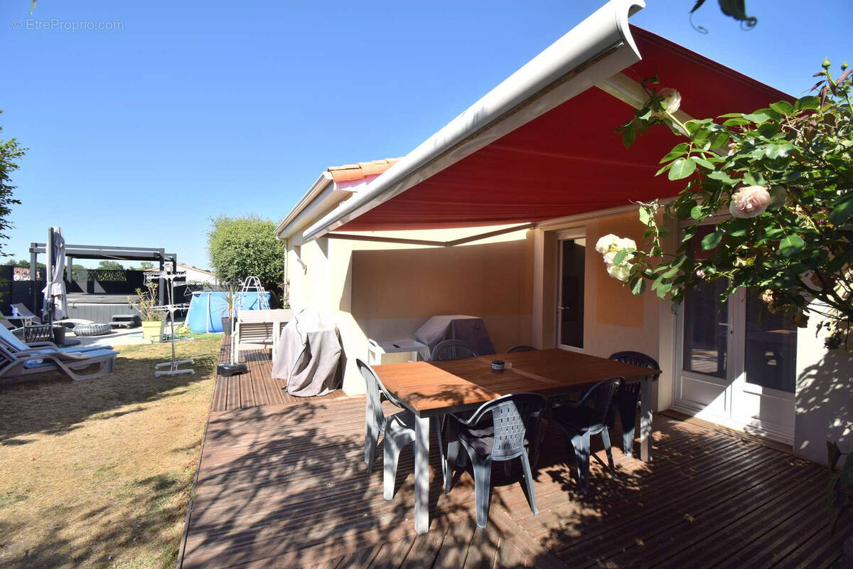 Maison à AIGREFEUILLE-SUR-MAINE