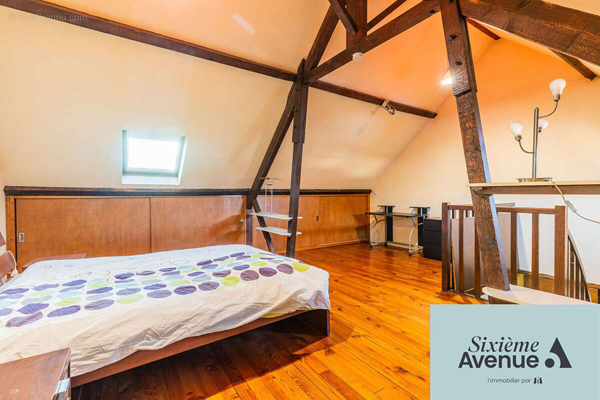 Maison à SAVIGNY-SUR-ORGE