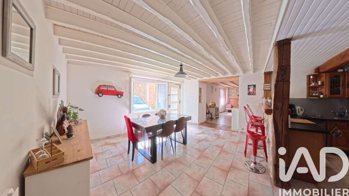Maison 194 m² à Ventenac-Cabardes  - photo 5