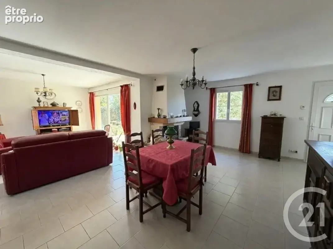 Maison 5 pièces 118 m² à vendre à Saint-Palais-Sur-Mer (17420) - photo 3