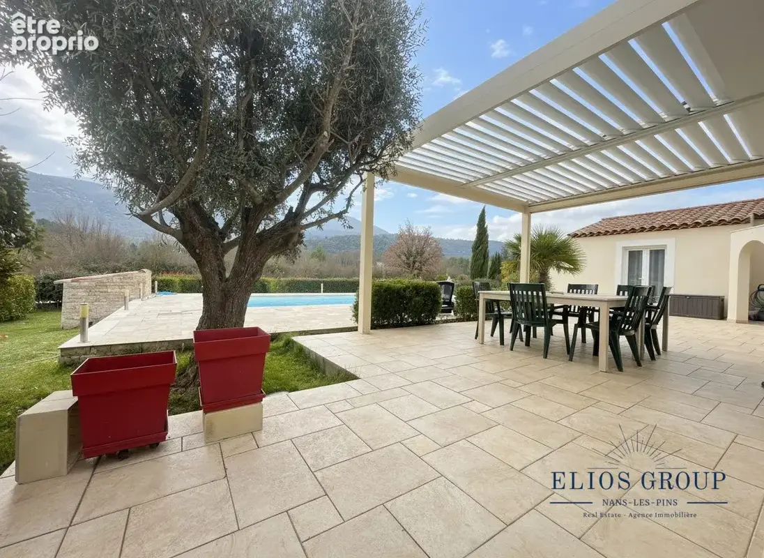 Maison 5 pièces 140 m² à vendre à Nans-Les-Pins (83860) - photo 3