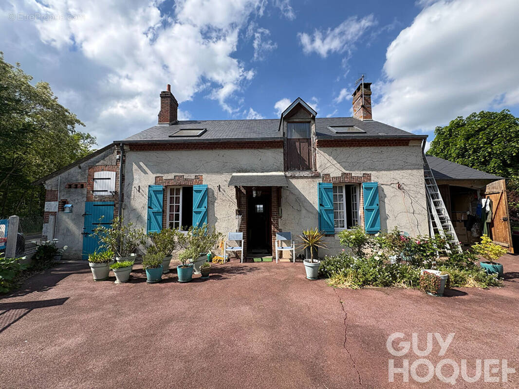 Maison à DOUY