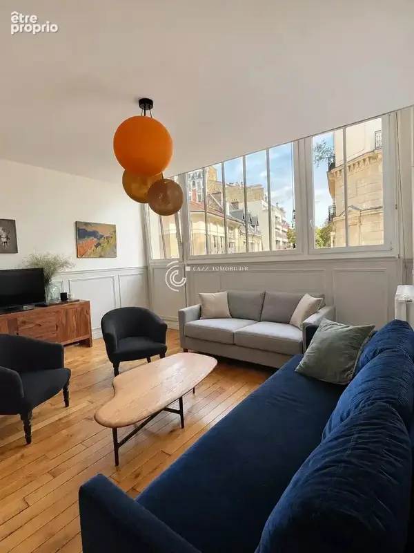 150m du métro PASSY - 3 pièces - Ancien atelier d'artiste rénové de 85m² - photo 3