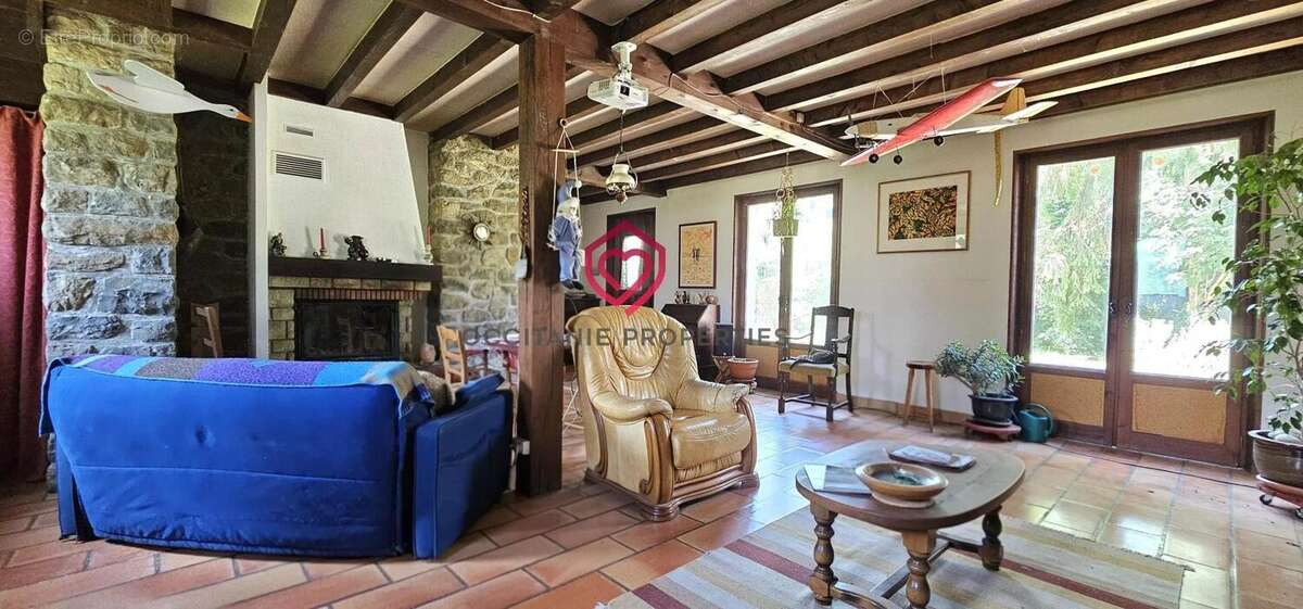 Beau potentiel pour cette maison de 6 pièces - photo 7