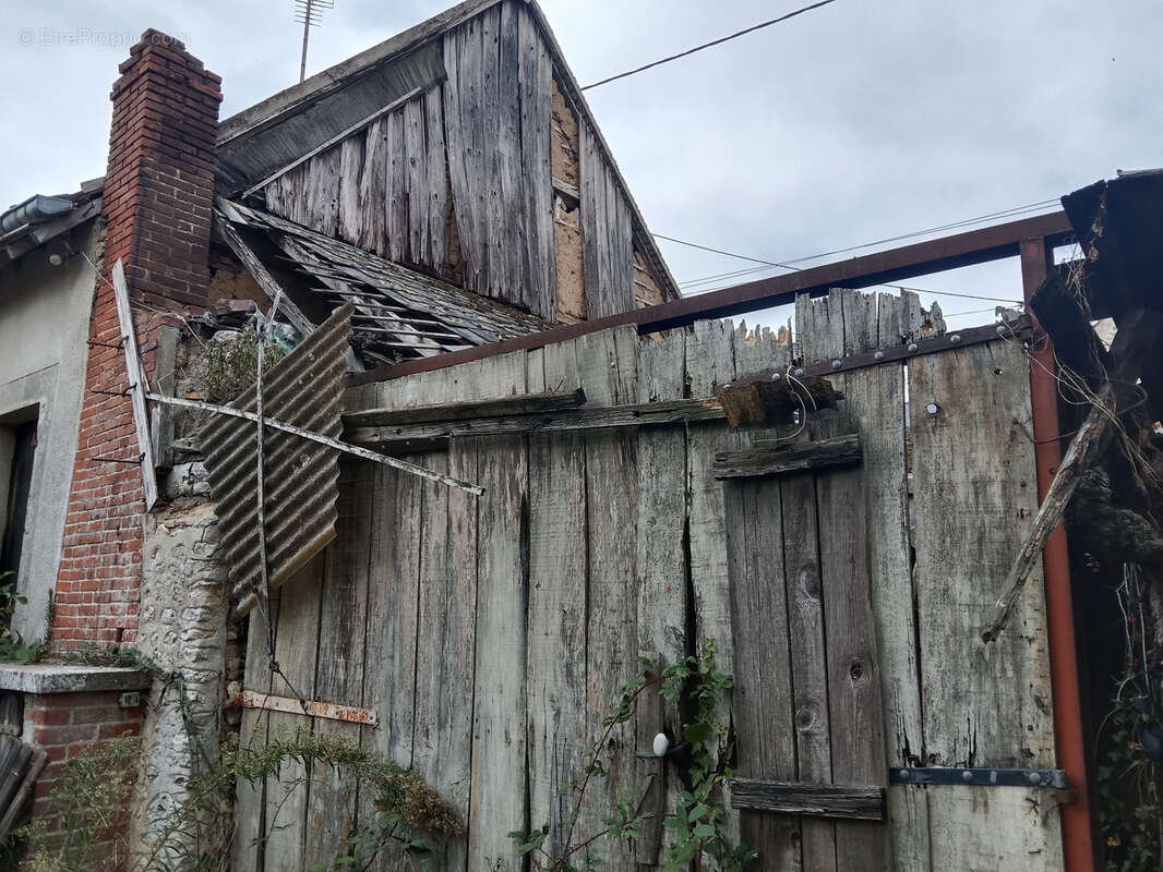 Maison à BEAUVILLIERS