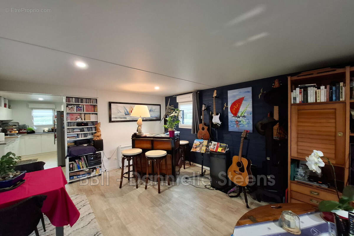 Maison 51 m² à Caurel  - photo 4