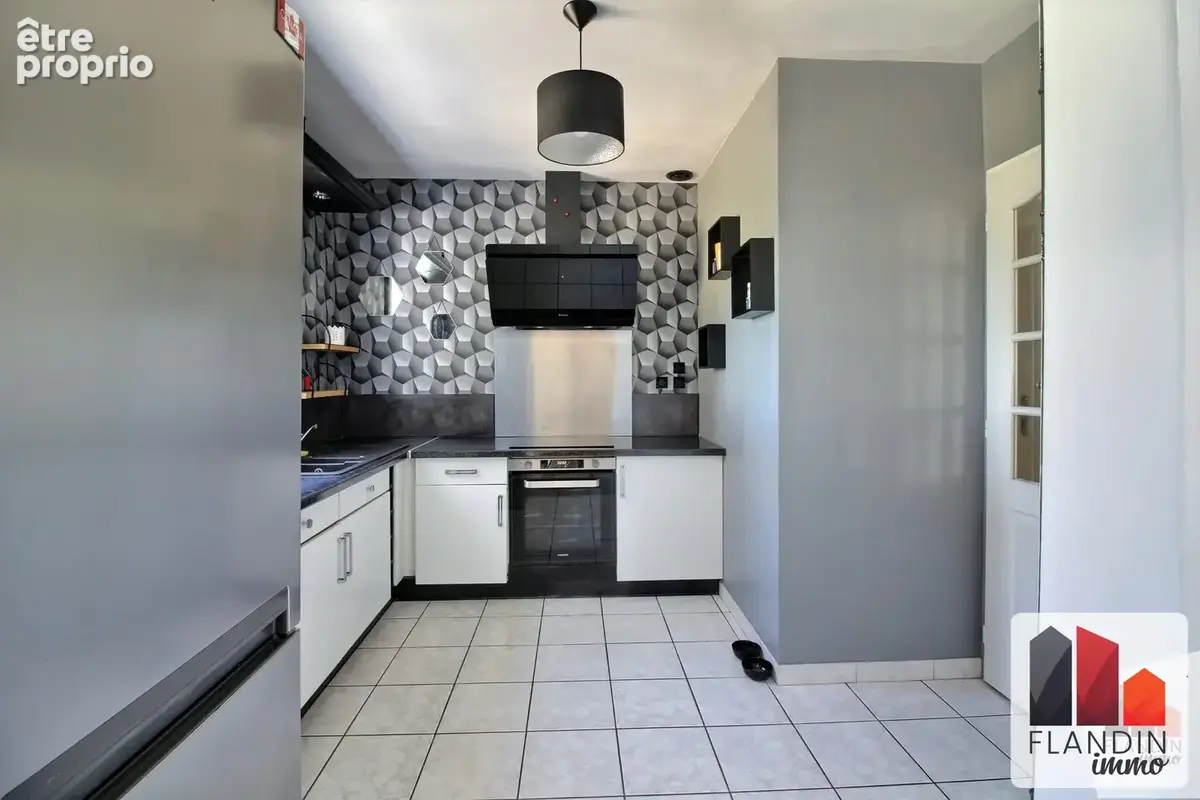 Maison 6 pièces 143 m² à vendre à Ternay (69360) - photo 7