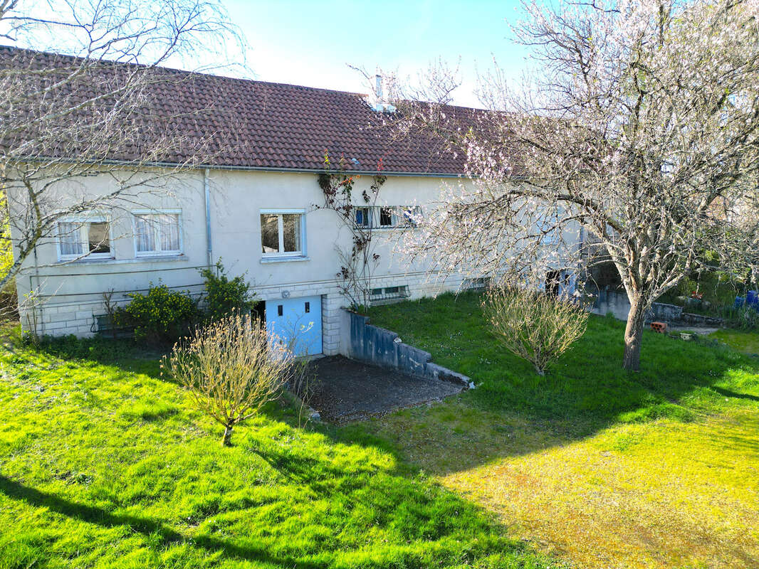 Maison à CHATELLERAULT