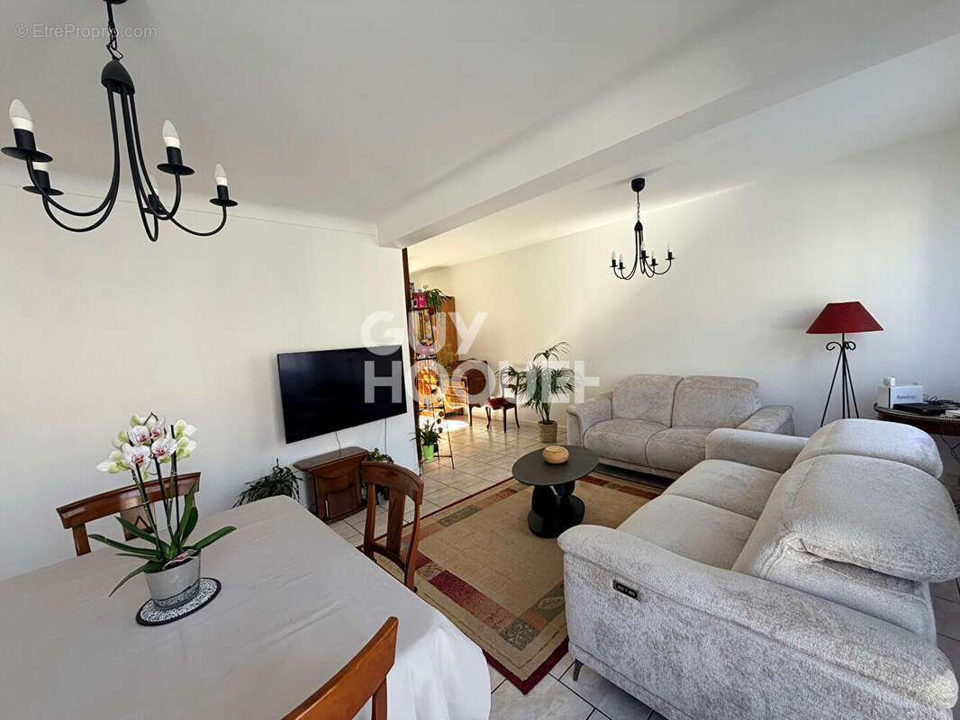 Maison à NEUILLY-PLAISANCE