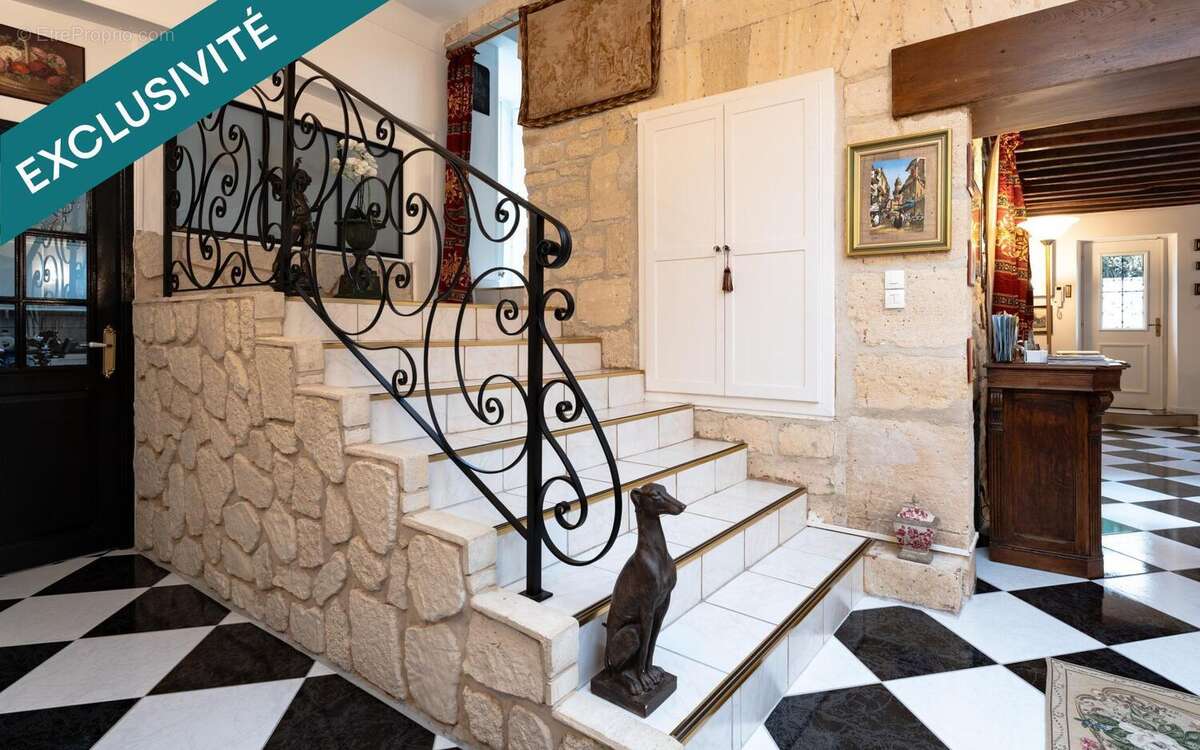Maison 285 m² à Villers-Sous-Saint-Leu  - photo 5
