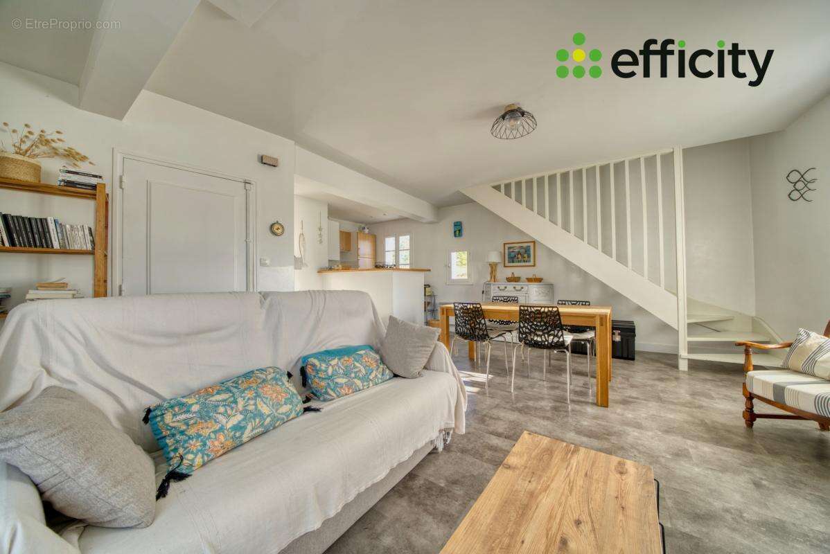 Appartement à SAINT-MARTIN-DE-RE