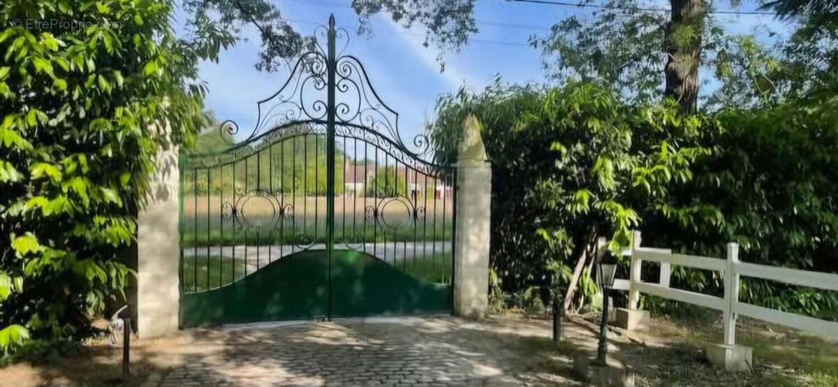 Maison à SULLY-SUR-LOIRE