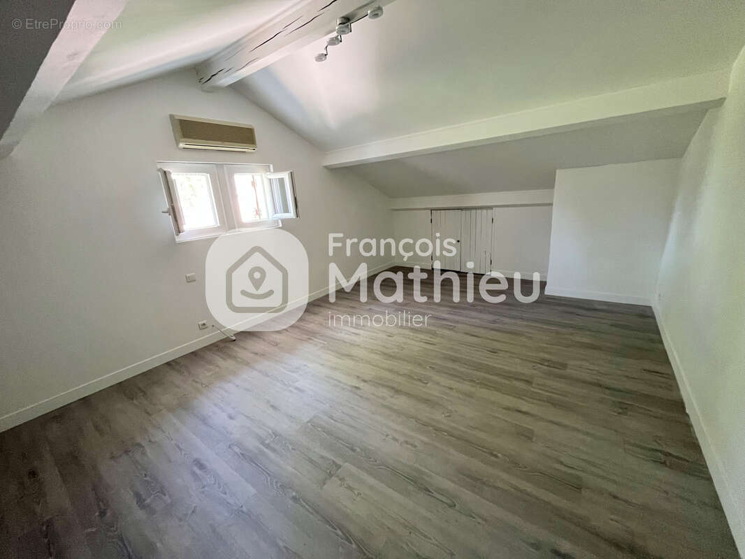 Maison à LE PLANTAY