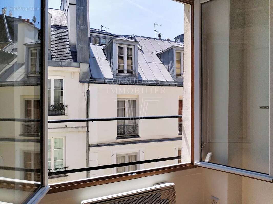 Appartement à PARIS-7E