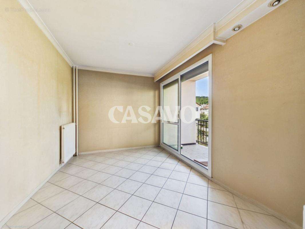 Vente Appartement 4 pièces de 80m² - 38290 La Verpillière - photo 11