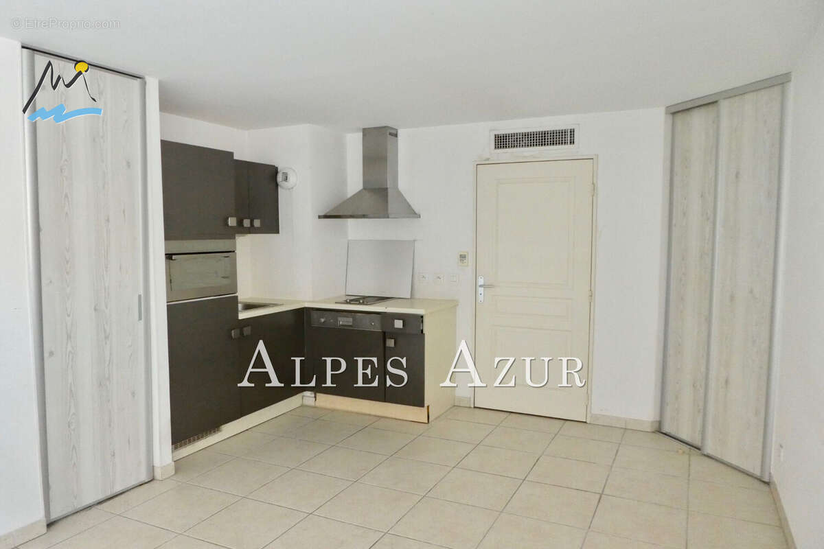 Appartement à MANDELIEU-LA-NAPOULE
