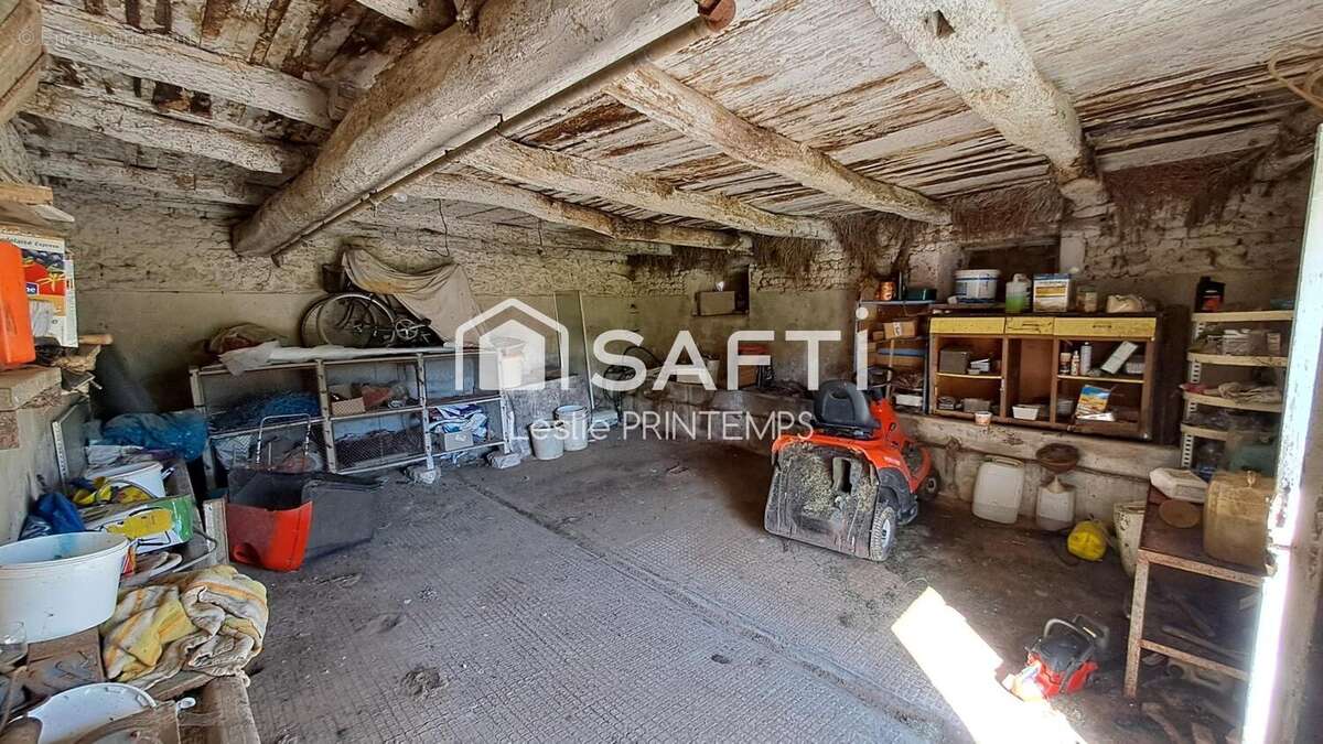 Photo 2 - Maison à SAINT-HILAIRE-DES-LOGES