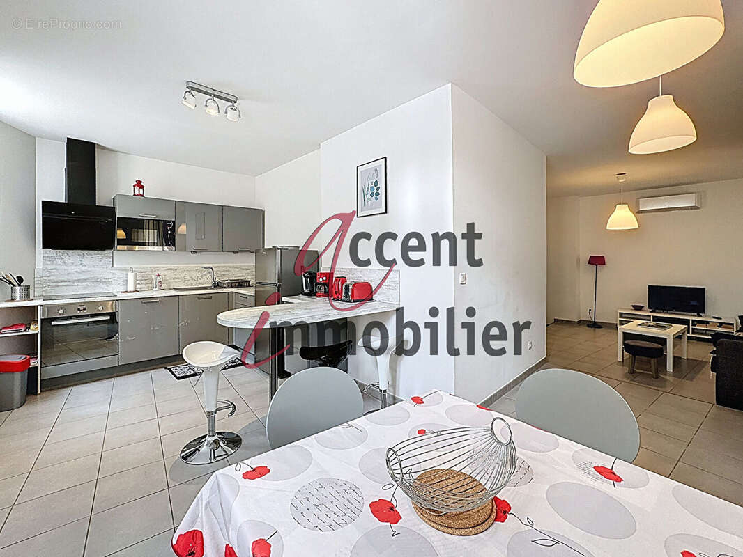 Appartement à L'ISLE-SUR-LA-SORGUE