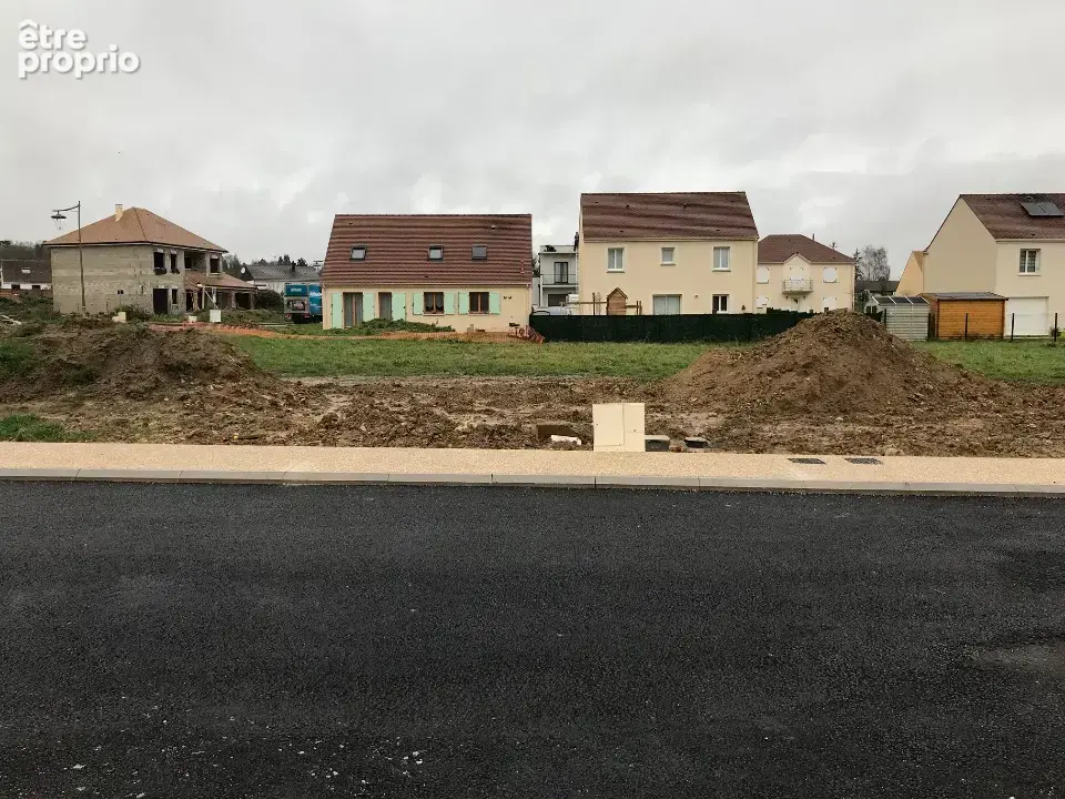 Terrain 300 m² à Chessy  - photo 2