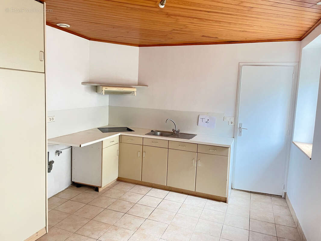 Appartement à CORAY