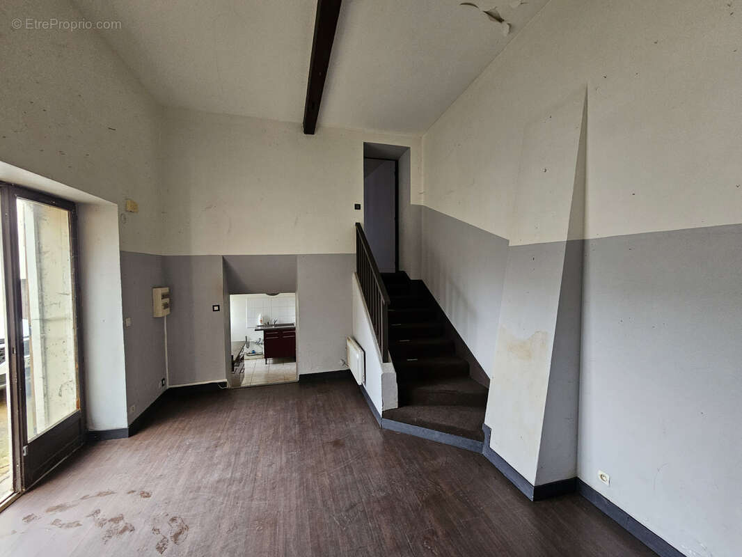 Appartement à AUNEAU