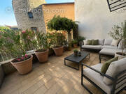 Appartement à GREZIEU-LA-VARENNE