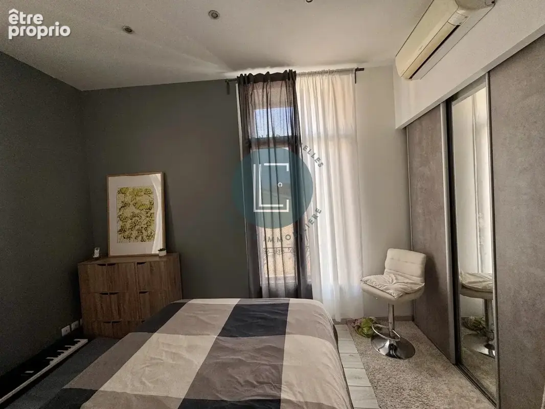 Mauguio centre - T4 89 m² de caractère avec parking privé - photo 8