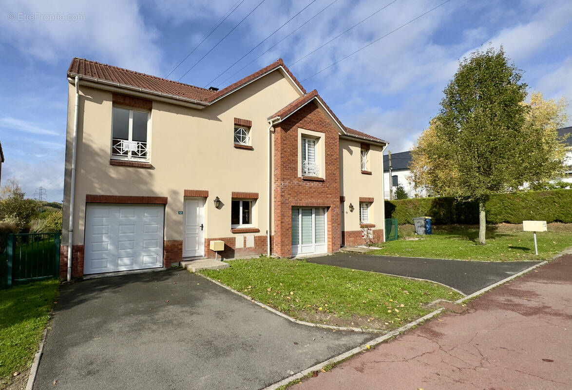 Maison à SAINTE-CATHERINE