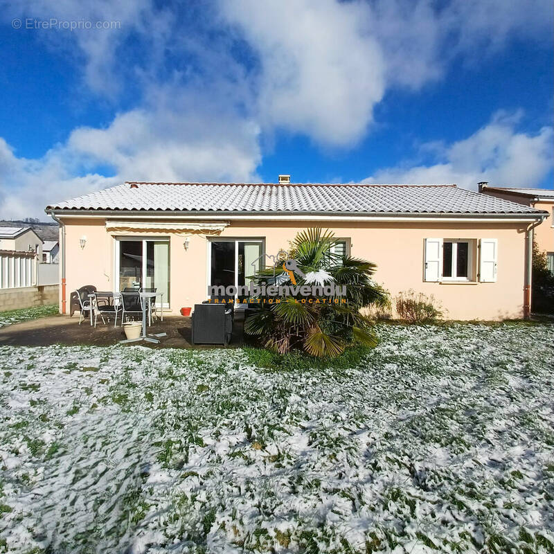 Maison à ARPAJON-SUR-CERE