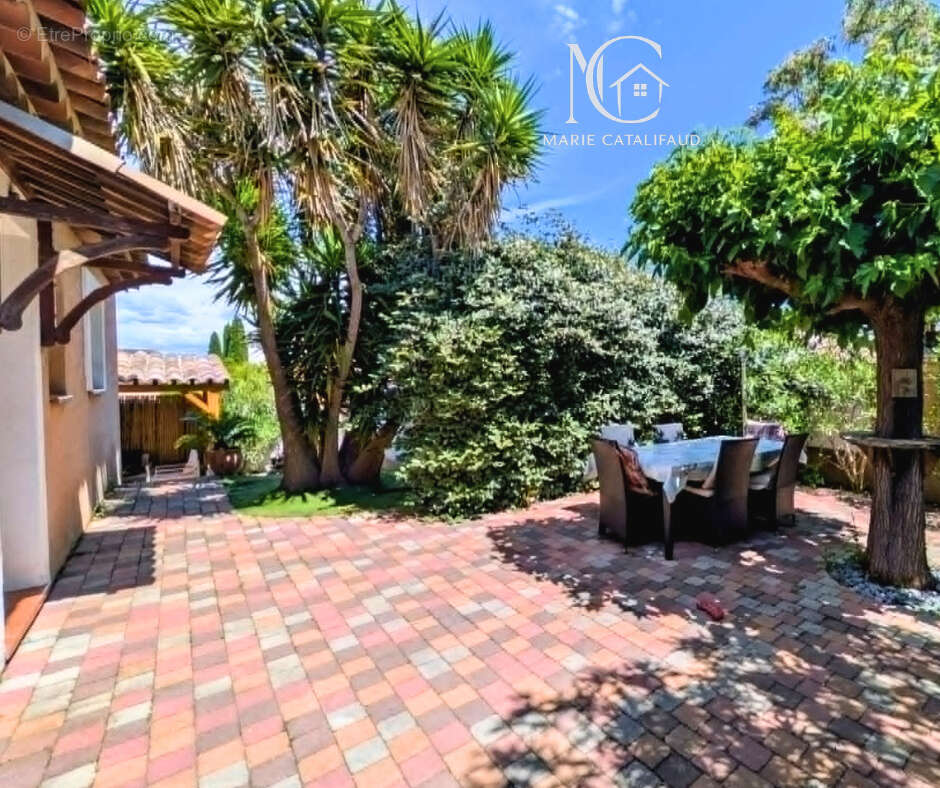 Maison de plain-pied + 2P indépendant - piscine - photo 2
