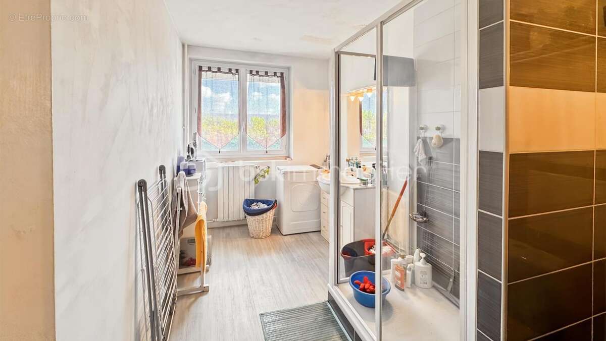 Appartement à ROSNY-SOUS-BOIS
