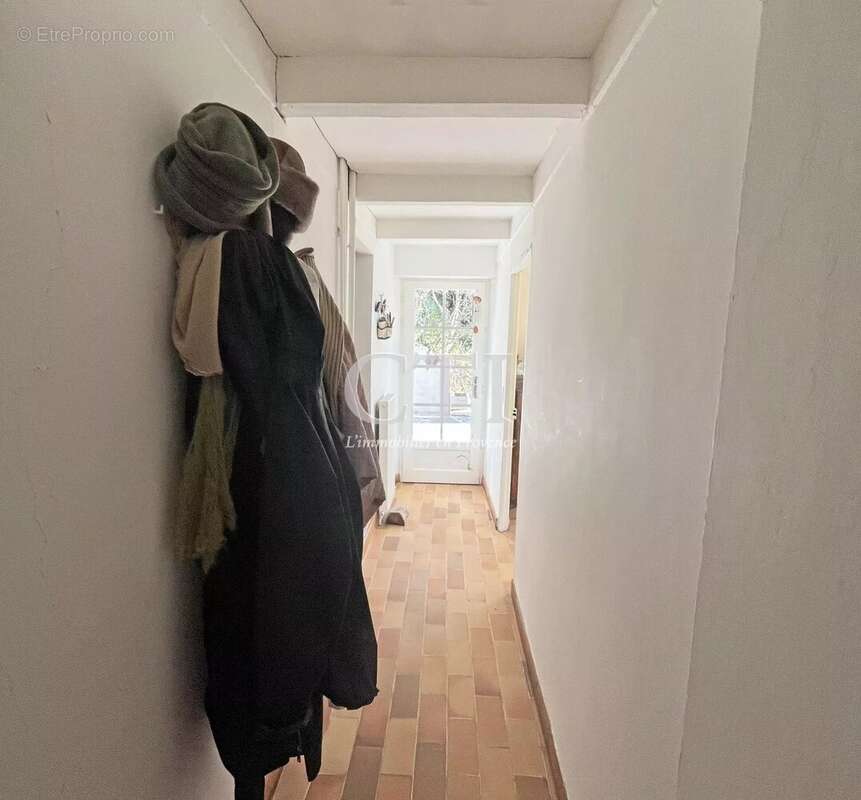 Maison à MONTBRUN-LES-BAINS