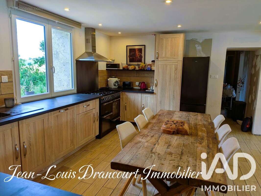 Maison 255 m² à Gibel  - photo 5