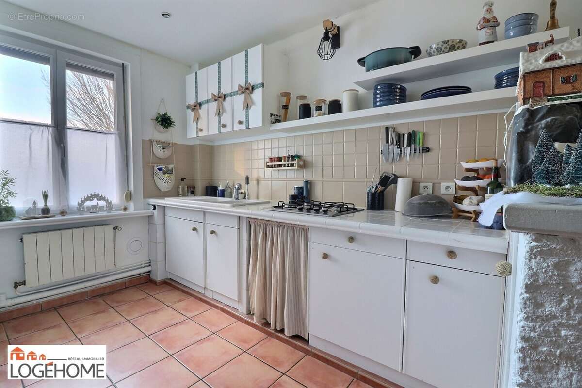 Maison à HELLEMMES-LILLE