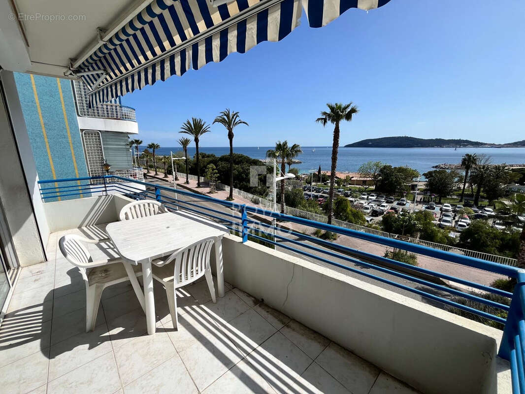 Mourillon front de mer dernier etage t4 90 m2 vue mer + double garage + parking - photo 7
