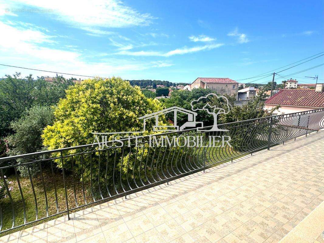 Appartement à SAINT-VICTORET