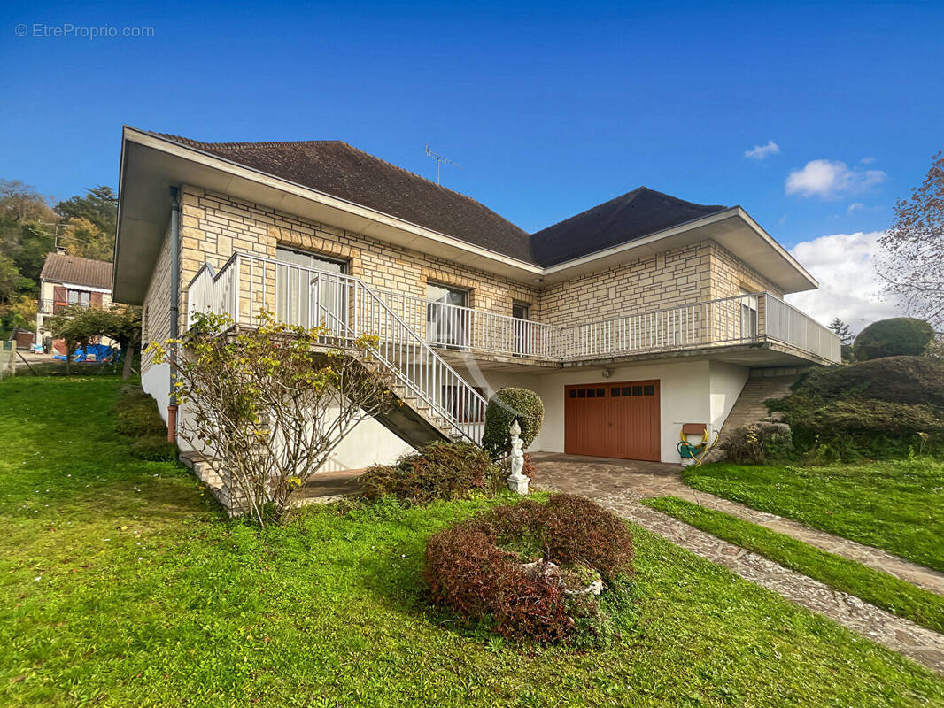 Maison à VAUX-SUR-SEINE