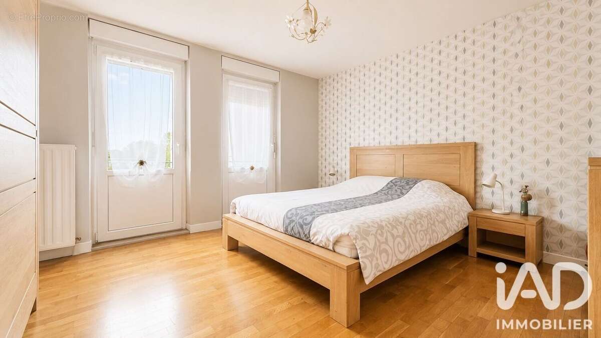 Maison 111 m² à Metz  - photo 8