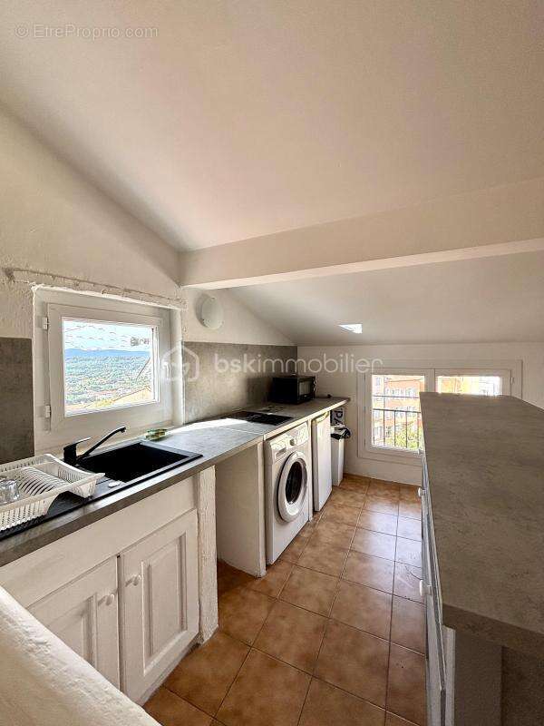 Appartement à FAYENCE