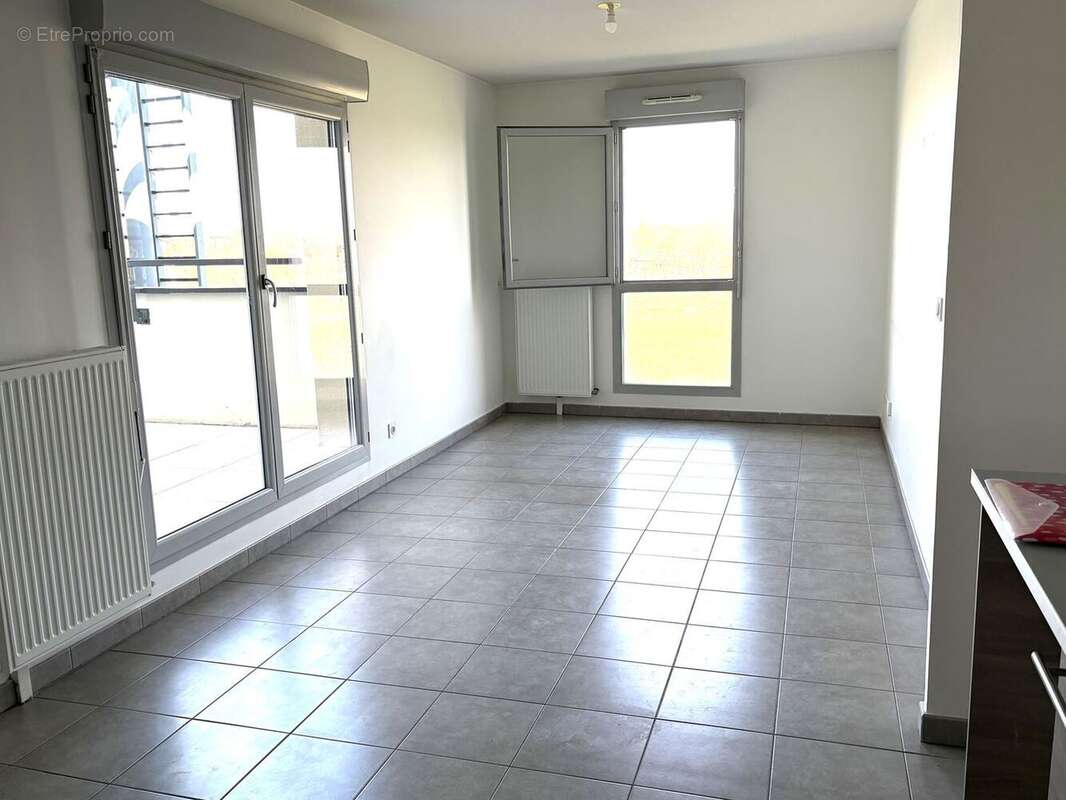 Appartement à L'ISLE-D'ABEAU