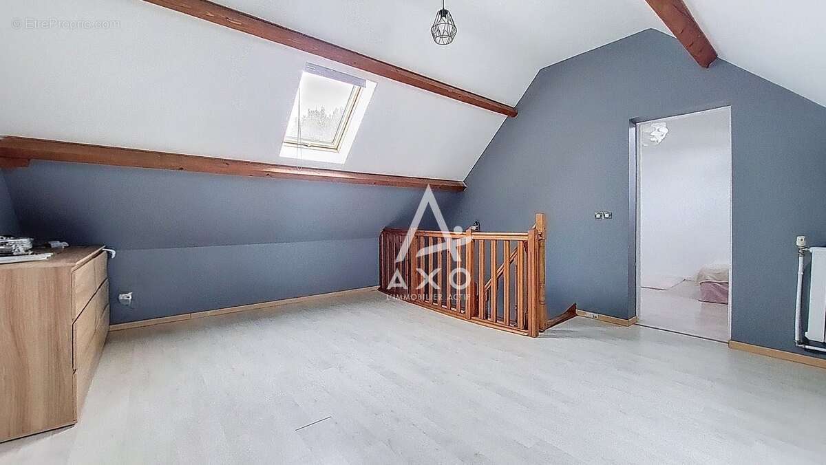 Maison à CHALETTE-SUR-LOING