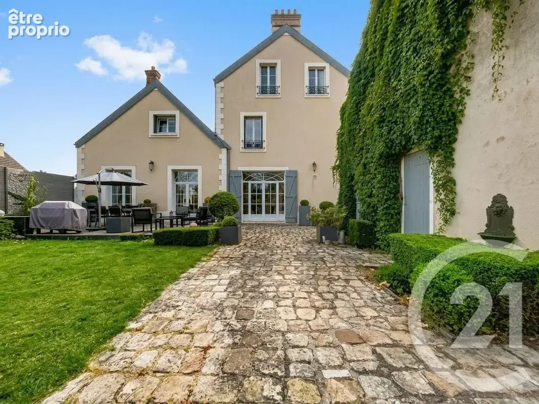 Photo Maison à Moissy-Cramayel au prix de 739 000€