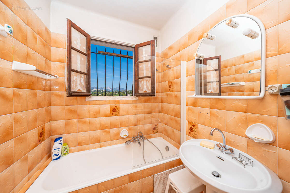 Maison à LA COLLE-SUR-LOUP