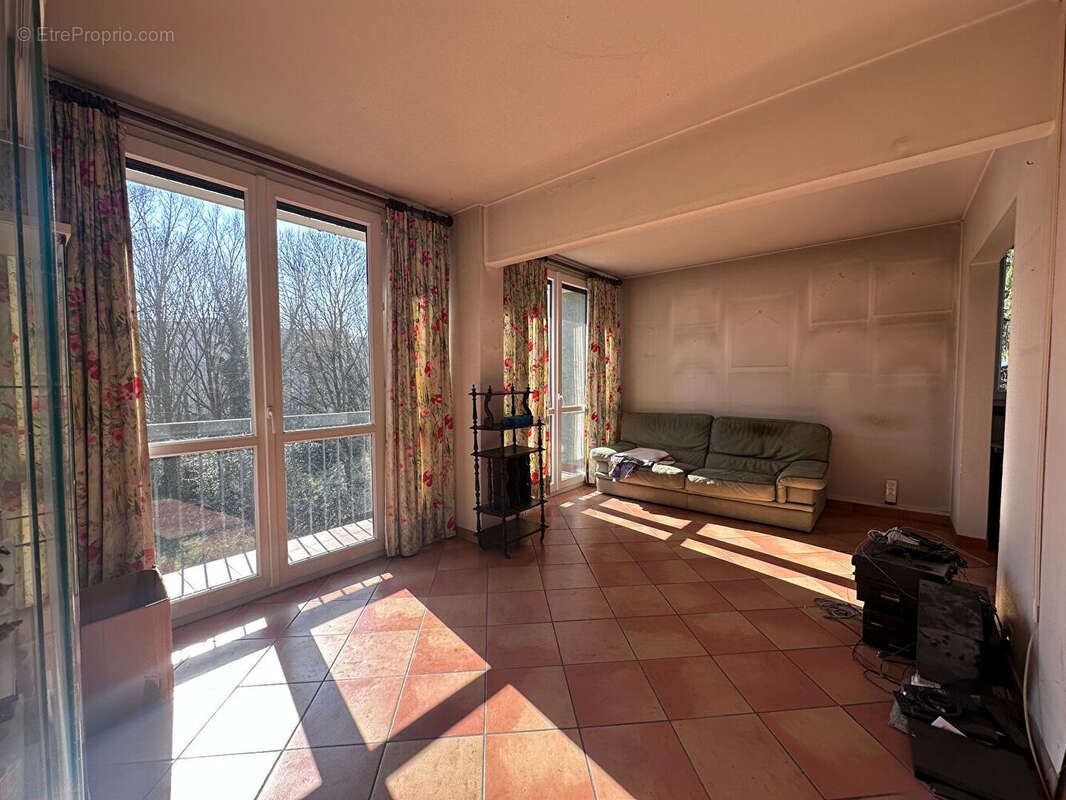 Appartement à MEYLAN