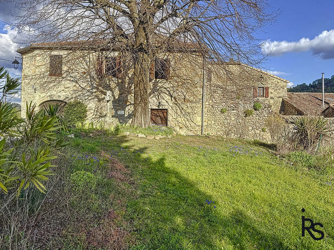 Maison à JOANNAS