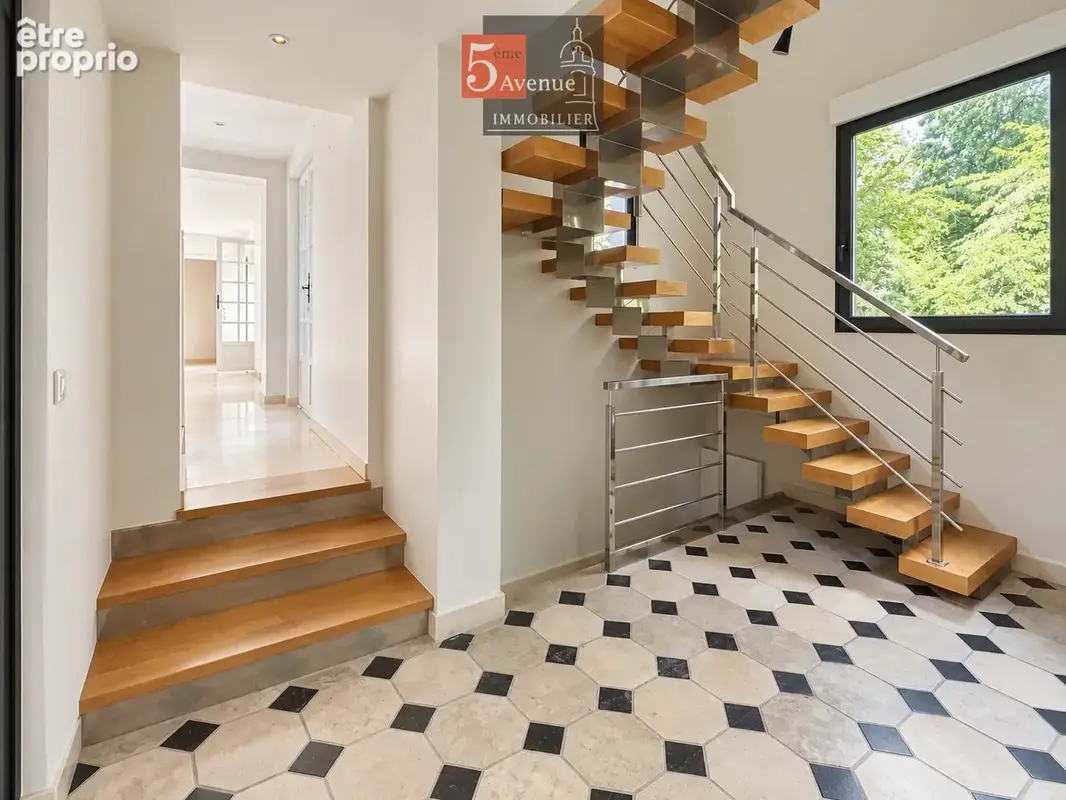 Maison située dans le domaine du lys de 245m2 3000m2 de terrain - photo 11